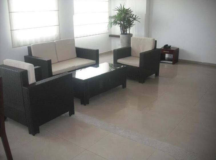 Апартаменты 2 Спальни, Aw Hotel Chipichape Urban