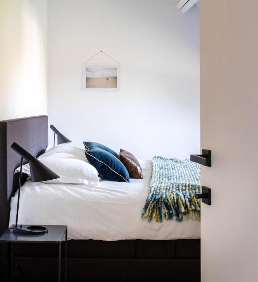 اتاق لوکس با تخت بزرگ, B&b Josephine