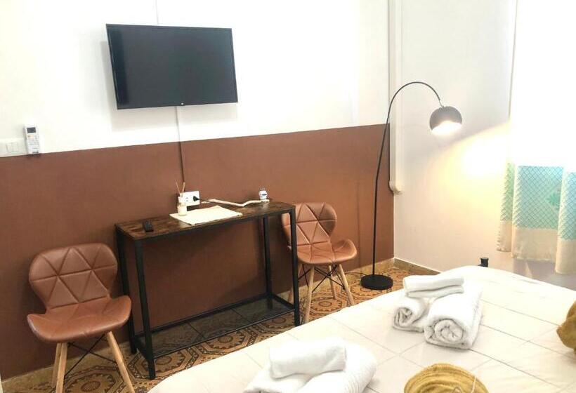 اتاق استاندارد, City B&b