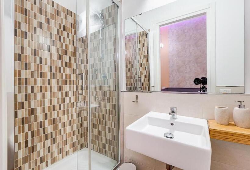חדר אקונומי יחיד, Orazio Inn Suite