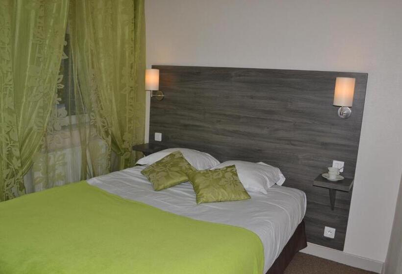 Номер Стандарт, Logis Hôtel Le Carnot