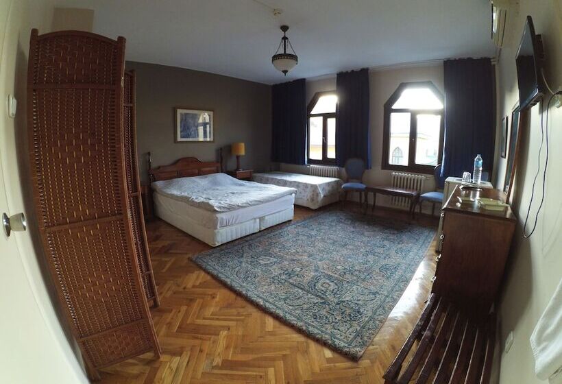 ファミリールーム, Guest House   Grandma S House