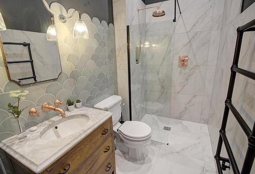 آپارتمان 2 خوابه, Ch1 Boutique Stays