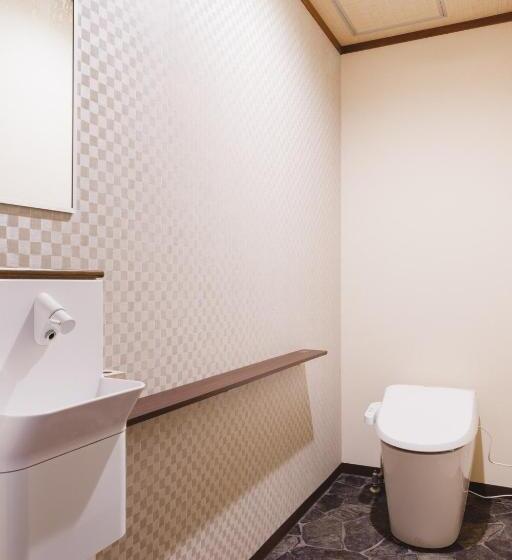 خانه 1 خوابه, Couch Potato Hostel   Vacation Stay 88241