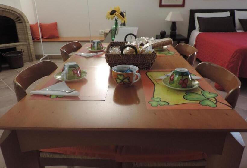 חדר סטנדרט לארבעה, Artemide B&b