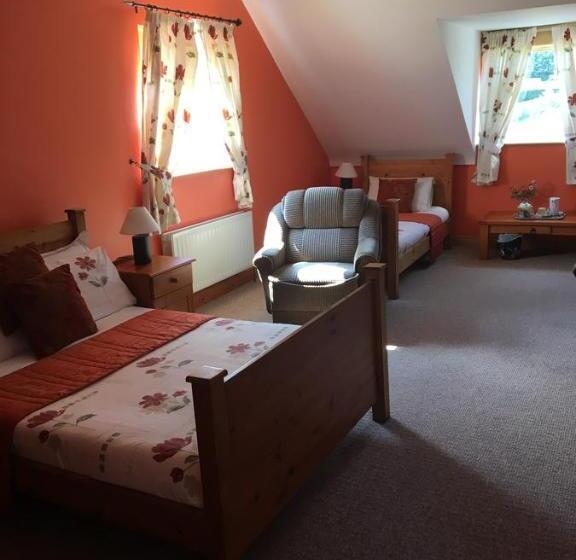 اتاق خانوادگی, Heeneys Lodge B&b