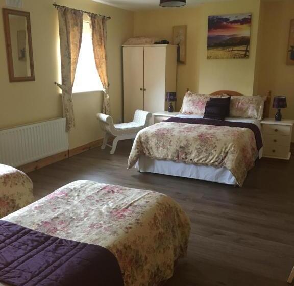 اتاق خانوادگی, Heeneys Lodge B&b