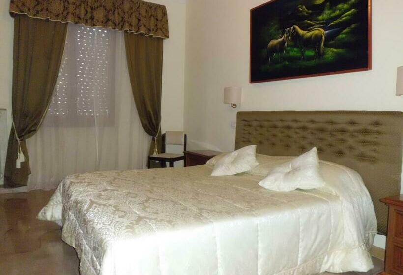اتاق استاندارد سه نفره, Tiburtina Guesthouse