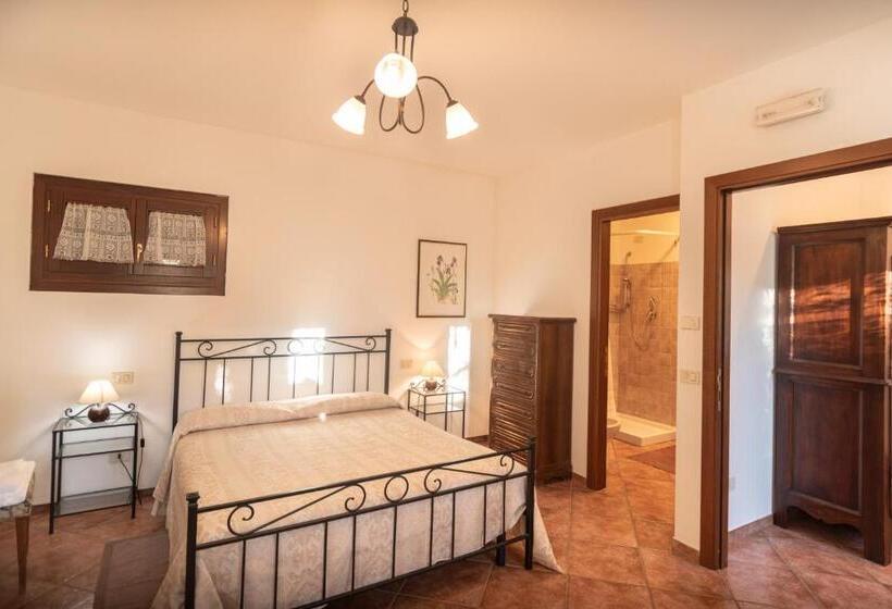 اتاق استاندارد چهار تخته, Agriturismo Sasso Rosso