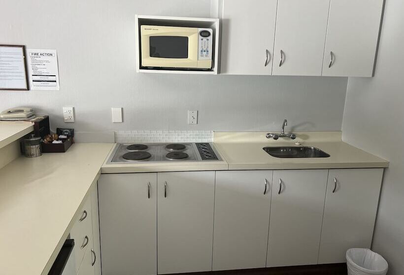 آپارتمان 1 خوابه, Avenue Motel Palmerston North