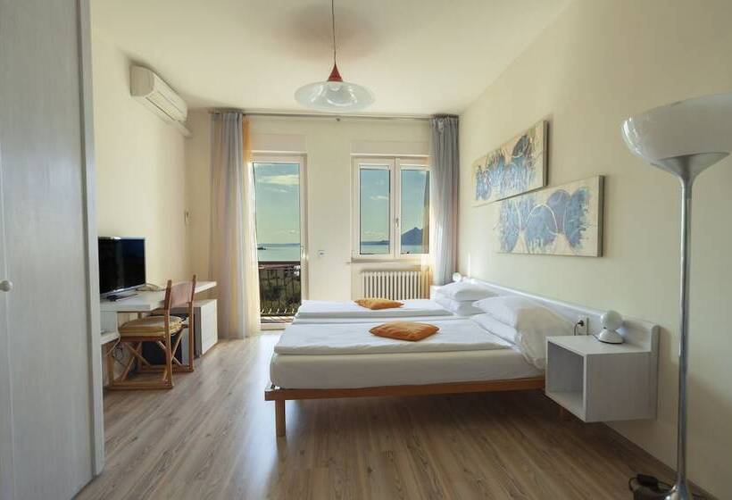 Номер Стандарт Трехместный, Club Hotel Olivi   Tennis Center