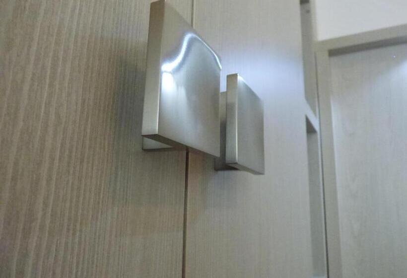 带海景标准四人间, Design Hotel Astra B&b
