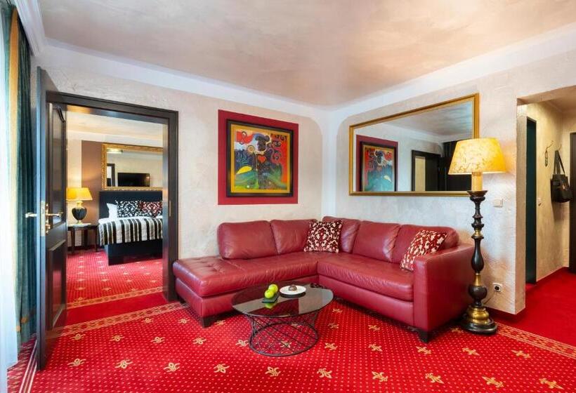 Полулюкс, Alpin & Wellness Resort Hotel Ludwig Royal