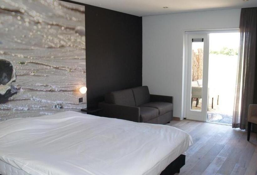 Номер Deluxe с Террасой, Fletcher Landgoedhotel Renesse