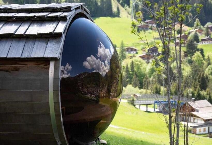 اتاق استاندارد, La Ferme