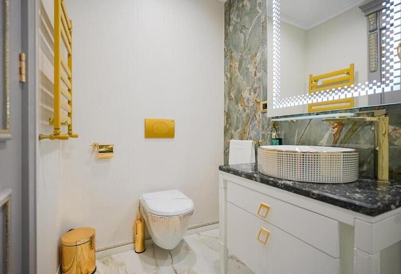 سوییت خانوادگی, W Regal Boutique Hotel&spa