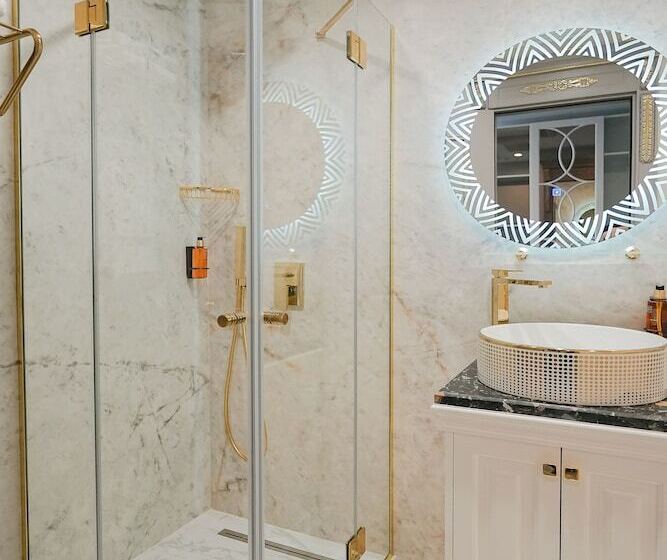 اتاق استاندارد, W Regal Boutique Hotel&spa