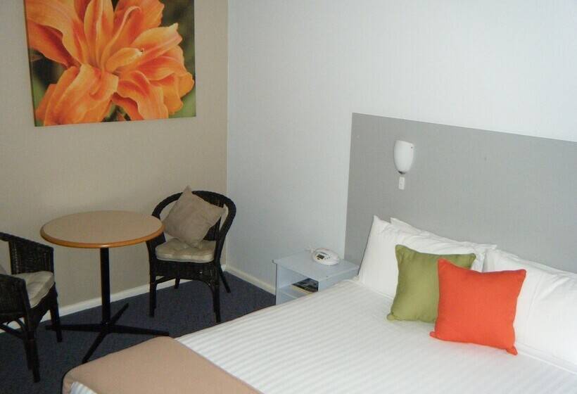 家庭间, Orana Windmill Motel