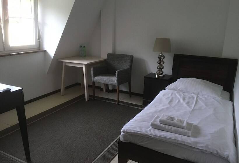 اتاق استاندارد یک نفره, Villa Tilia