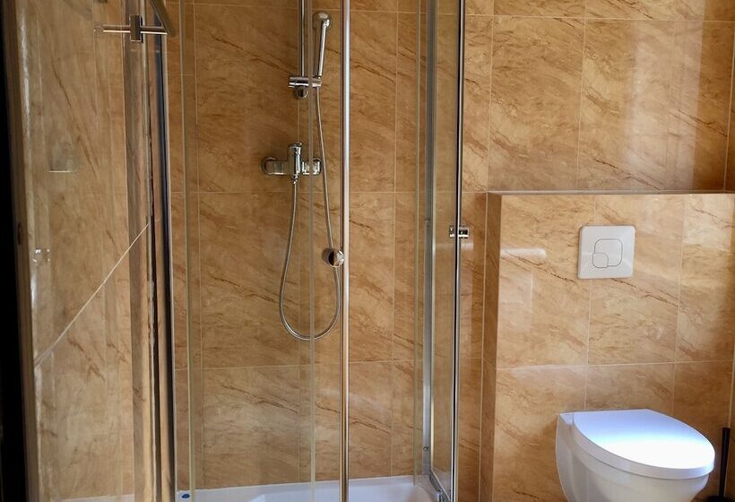 اتاق استاندارد یک نفره, Villa Tilia