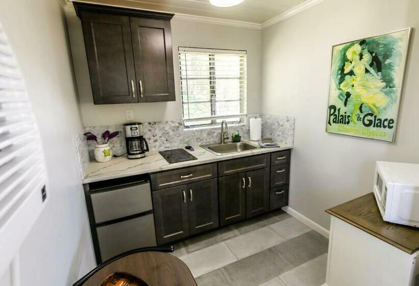 Студия Deluxe, Island View Cottages Sebastian