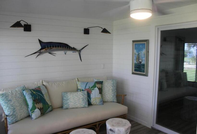 Студия Deluxe, Island View Cottages Sebastian