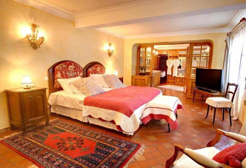 Deluxe Suite King Bed, Chez Bruno