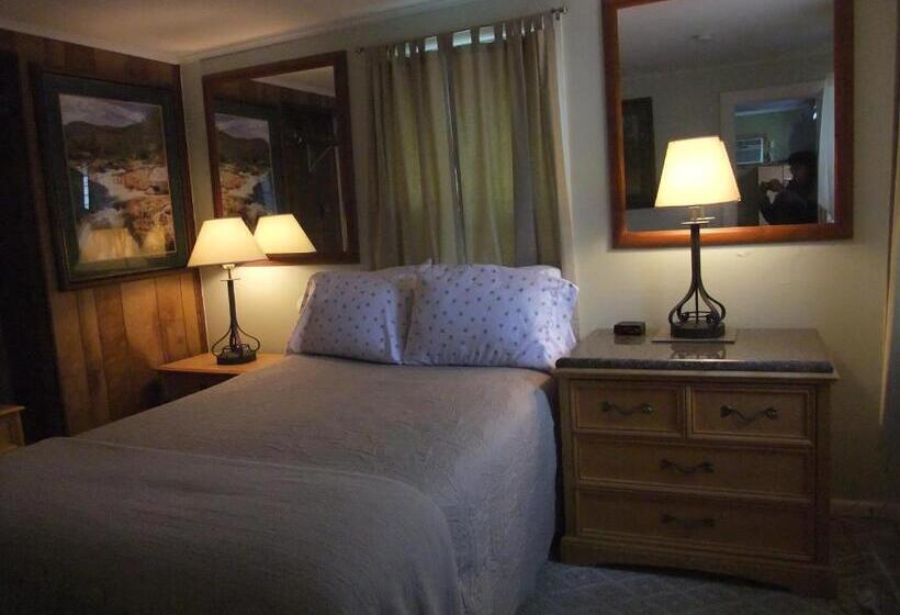 Номер Deluxe, Hills Motel & Marina