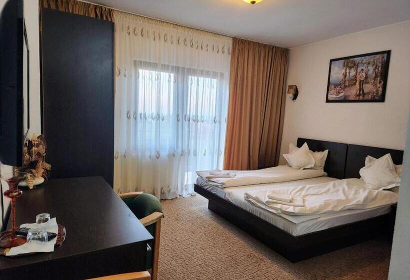 Номер Deluxe, Pensiunea Emma