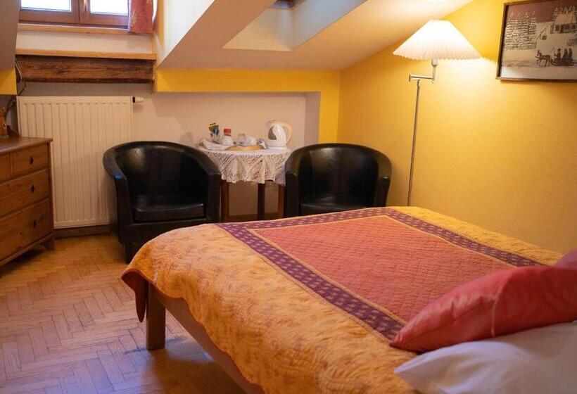 Номер Стандарт Трехместный, Kolory Guest House