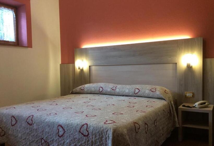 スタンダードトリプルルーム, Albergo Ristorante Scanapà