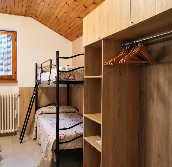 スタンダード４人部屋, Albergo Ristorante Scanapà
