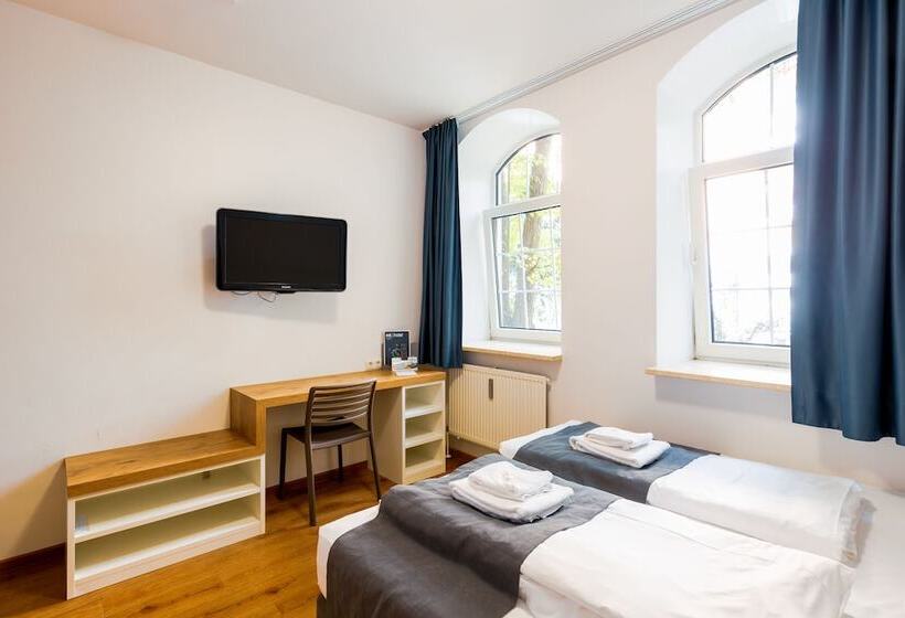Номер Стандарт, Mk Hotel München Max Weber Platz