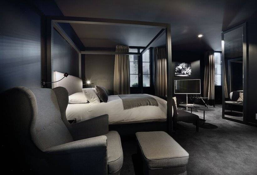 Номер Стандарт, Petit Hôtel Confidentiel