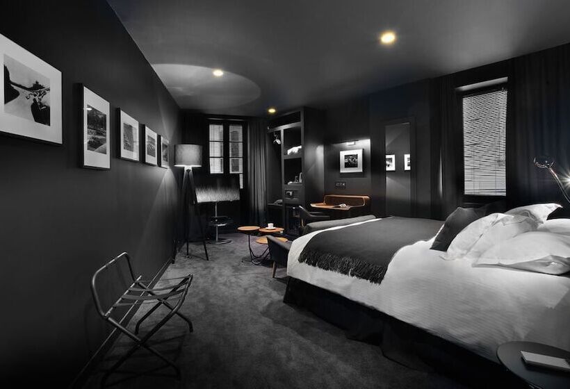 Номер Стандарт, Petit Hôtel Confidentiel