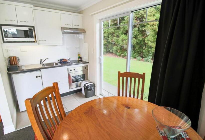 Люкс, Kerikeri Park Lodge