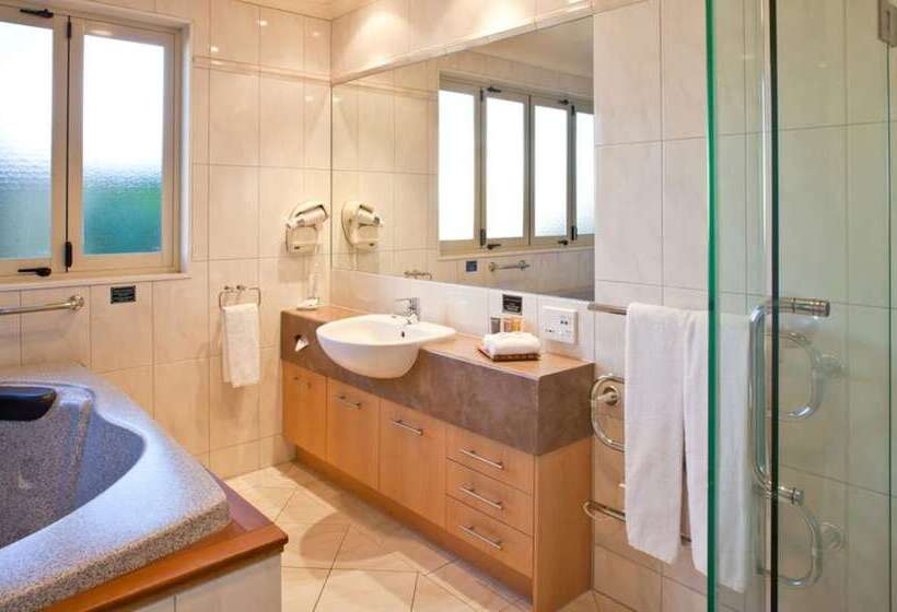 استودیوی سوپریور, Regal Palms Resort