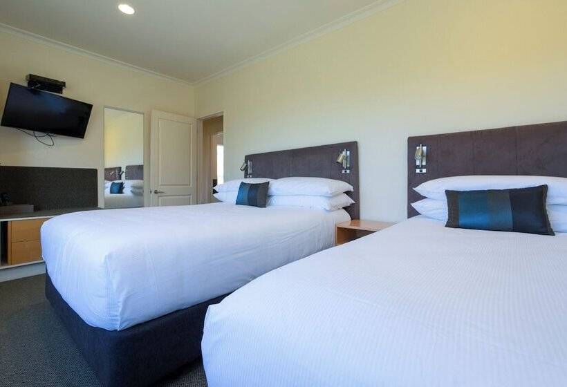 2 Bedroom Superior Room, Regal Palms Resort