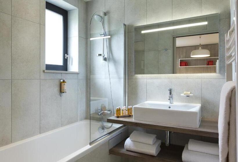 Апартаменты 2 Спальни, Appartements De L Héliopic