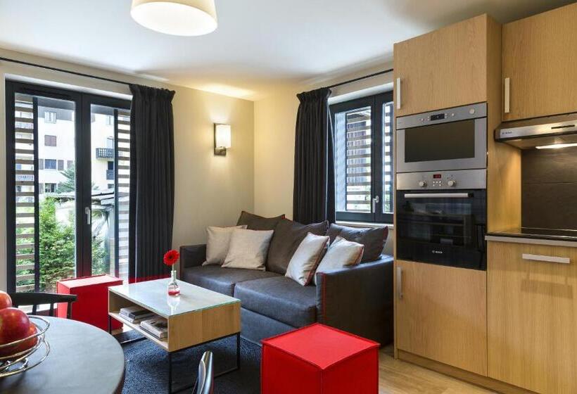 Апартаменты 2 Спальни, Appartements De L Héliopic
