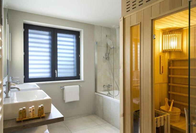 Семейные Апартаменты 3 Спальни, Appartements De L Héliopic