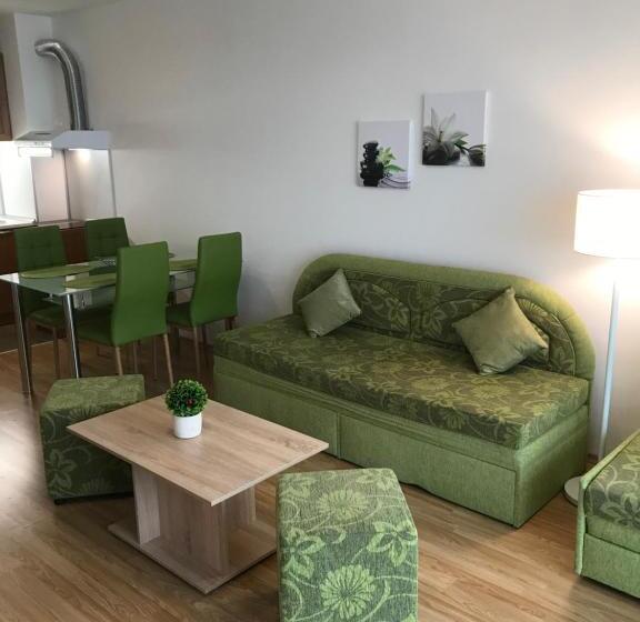 آپارتمان 1 خوابه با چشم‌انداز دریا, Villa Maria 2