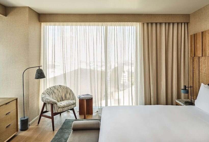 프리미엄 룸, Conrad Los Angeles
