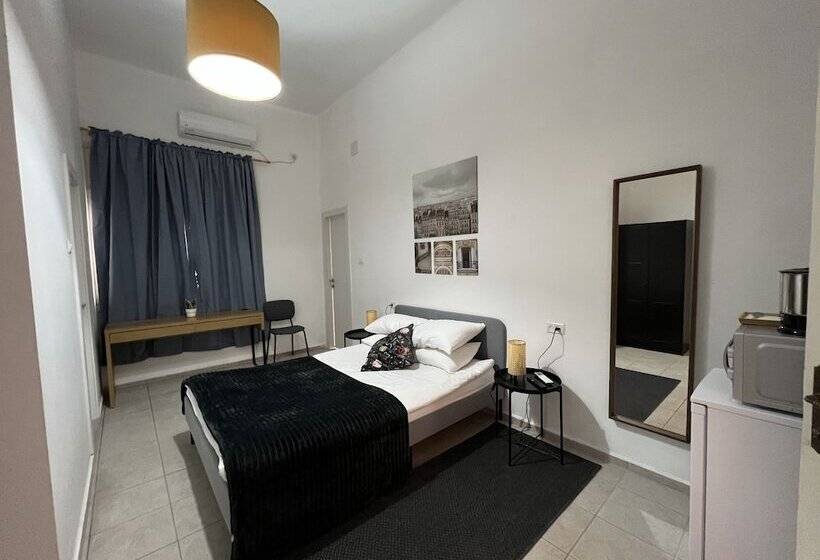 Habitación Estándar con Balcón, Eden