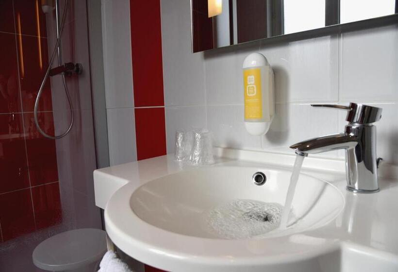 Номер Комфорт, The Originals Access, Hôtel Bourges Gare