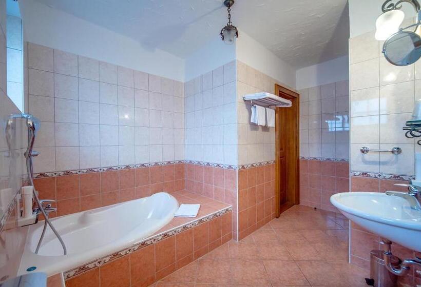 Superior Room with Balcony, Garni Hotel Terano