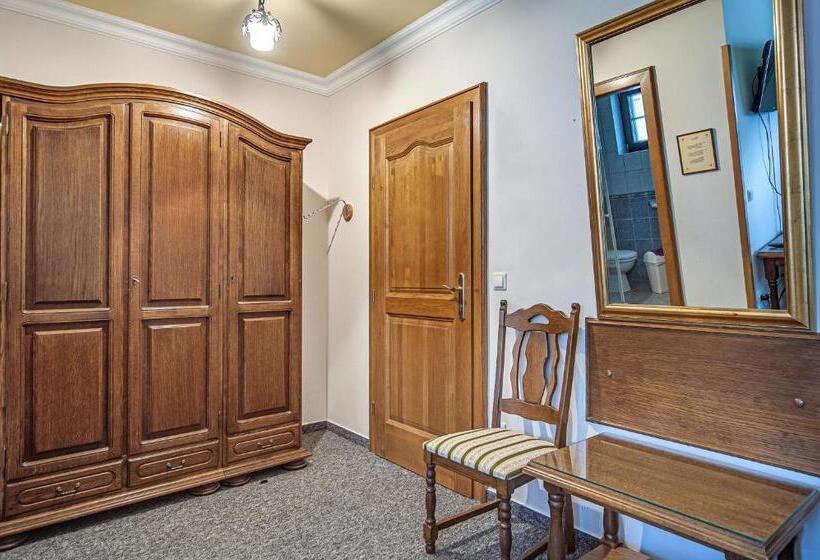 Comfort Triple Room, Garni Hotel Terano