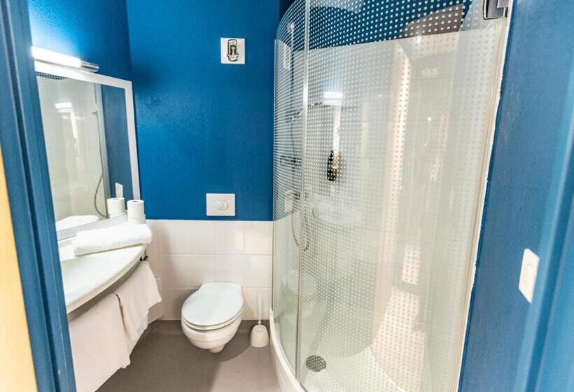 Номер Стандарт, Ibis Budget Millau Viaduc