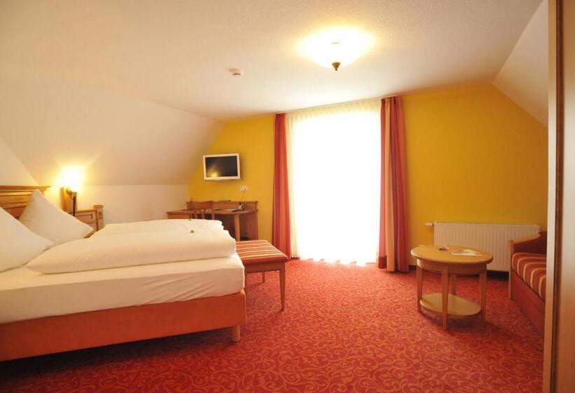 Номер Стандарт, Land Gut Hotel Landgasthof Zur Rose
