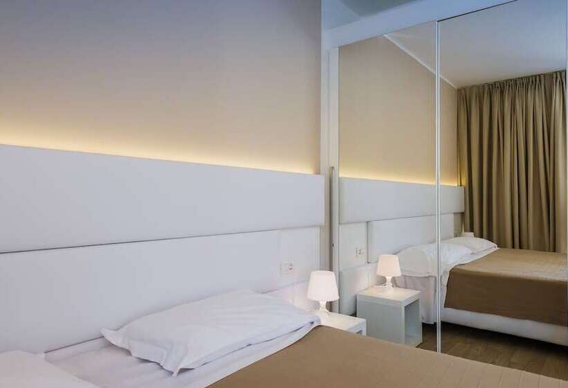 اتاق استاندارد سه نفره, Villa Katy
